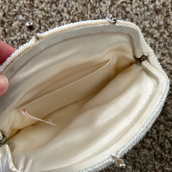 Vintage Beaded Kiss Lock Evening Purse - Picture 3 of 4